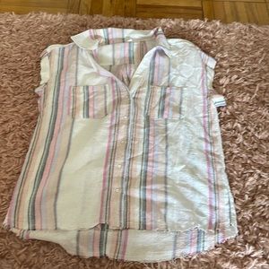 Striped button down frayed hem short sleeve shirt